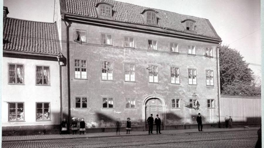 Bysättningshäktet (1782-1872). Provisoriskt sinnesjukhus (1898-1935) Hornsgatan 82